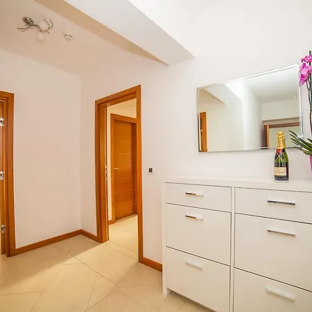 Milan Apartamento Makarska
