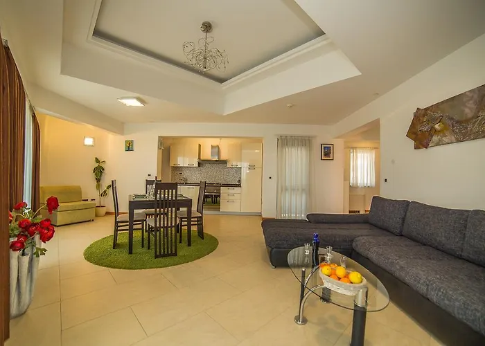 Milan マカルスカ